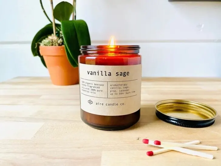 natural beeswax candle